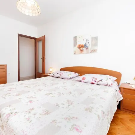 Maxi Apartment *