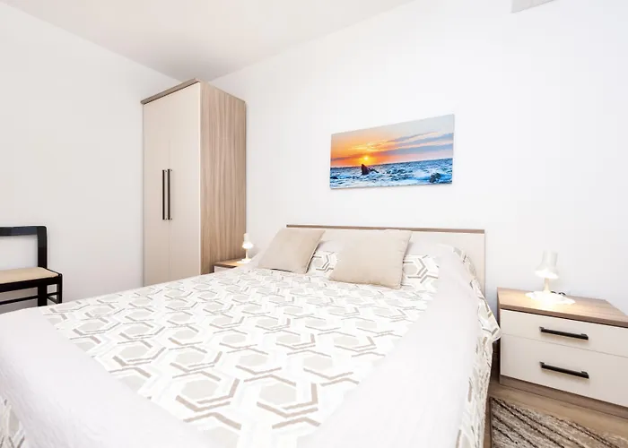 Maxi 아파트 로비니