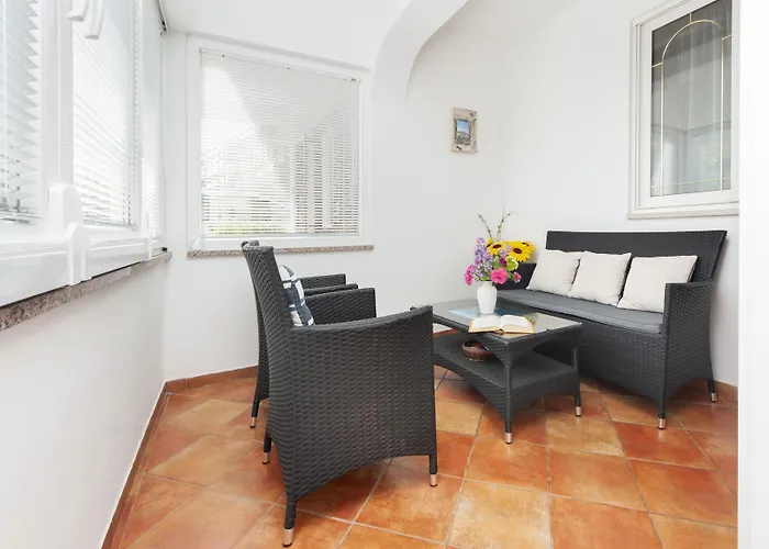 아파트 Maxi 로비니