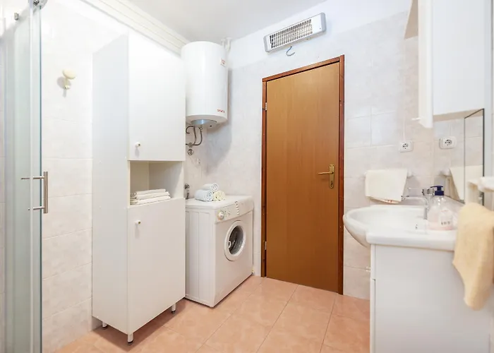 Апартаменты Maxi Ровинь